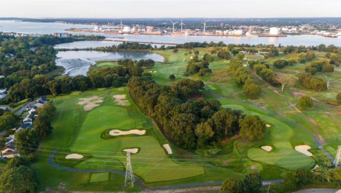 Met Links / Metacomet Country Club aerial view
