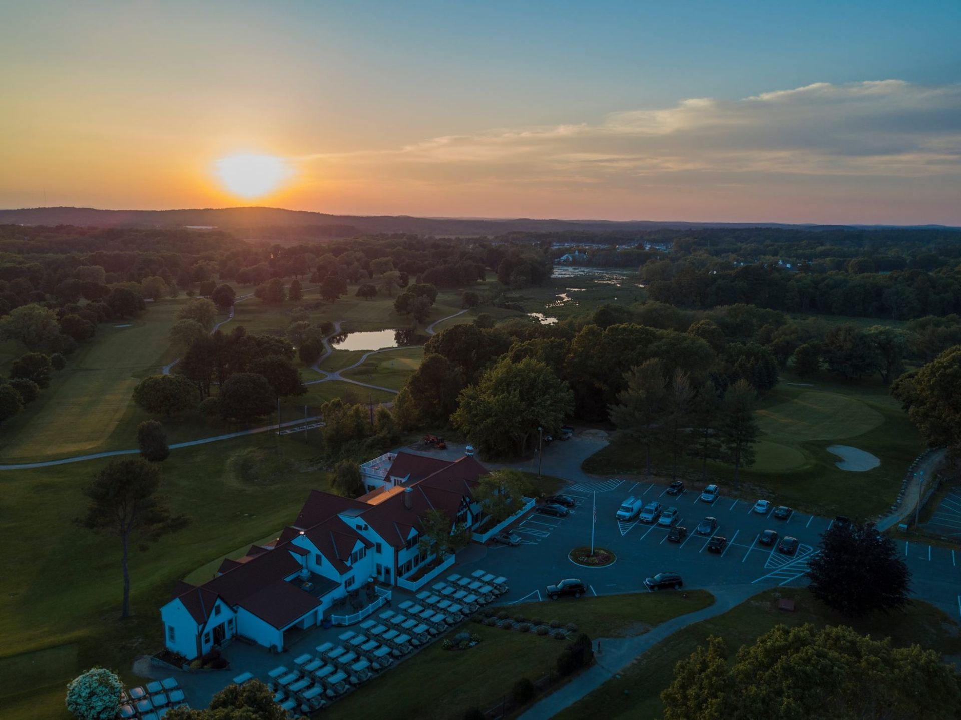 Sandy Burr Country Club aerial view